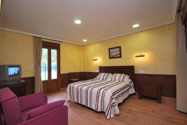 Hotel Arenas De Cabrales- Apartamentos Exterior photo